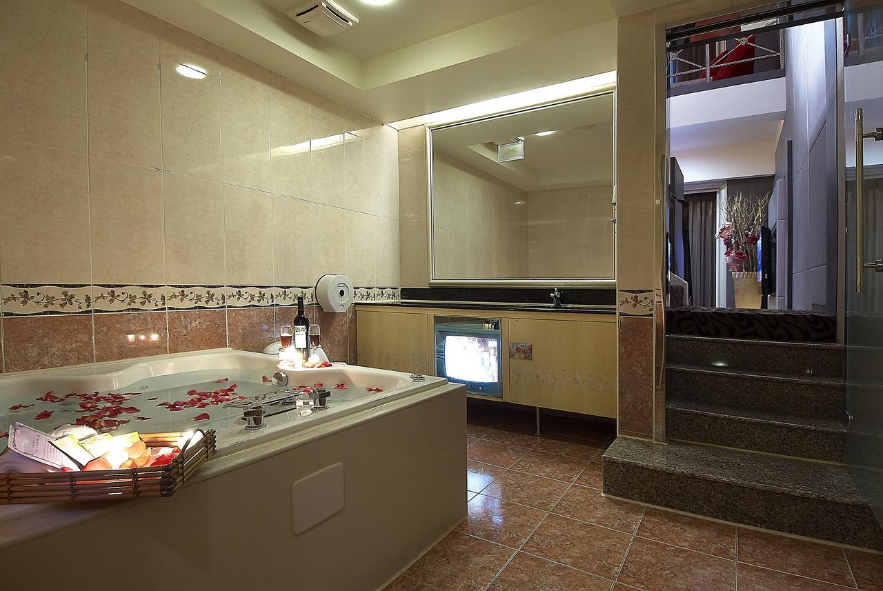 Zhi Baishan Motel Zhunan Zewnętrze zdjęcie