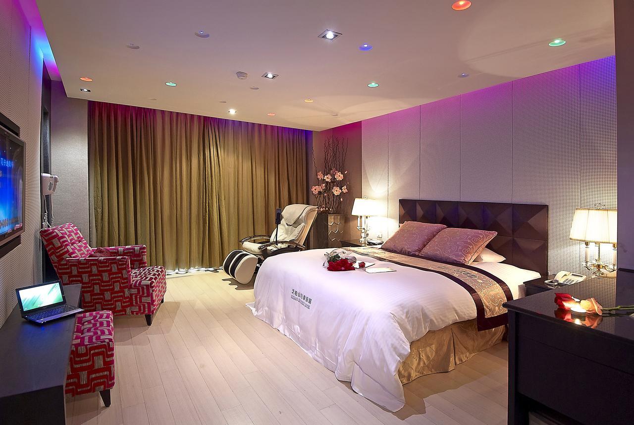 Zhi Baishan Motel Zhunan Zewnętrze zdjęcie